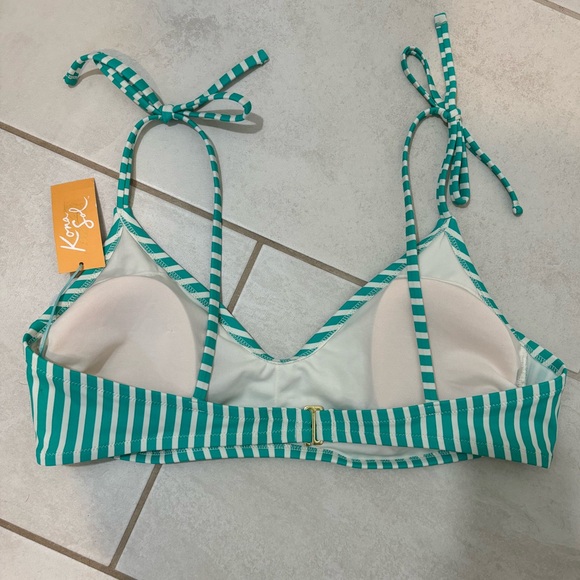 *SOLD* Kona Sol - Stripped Bikini Set - Picture 5 of 7